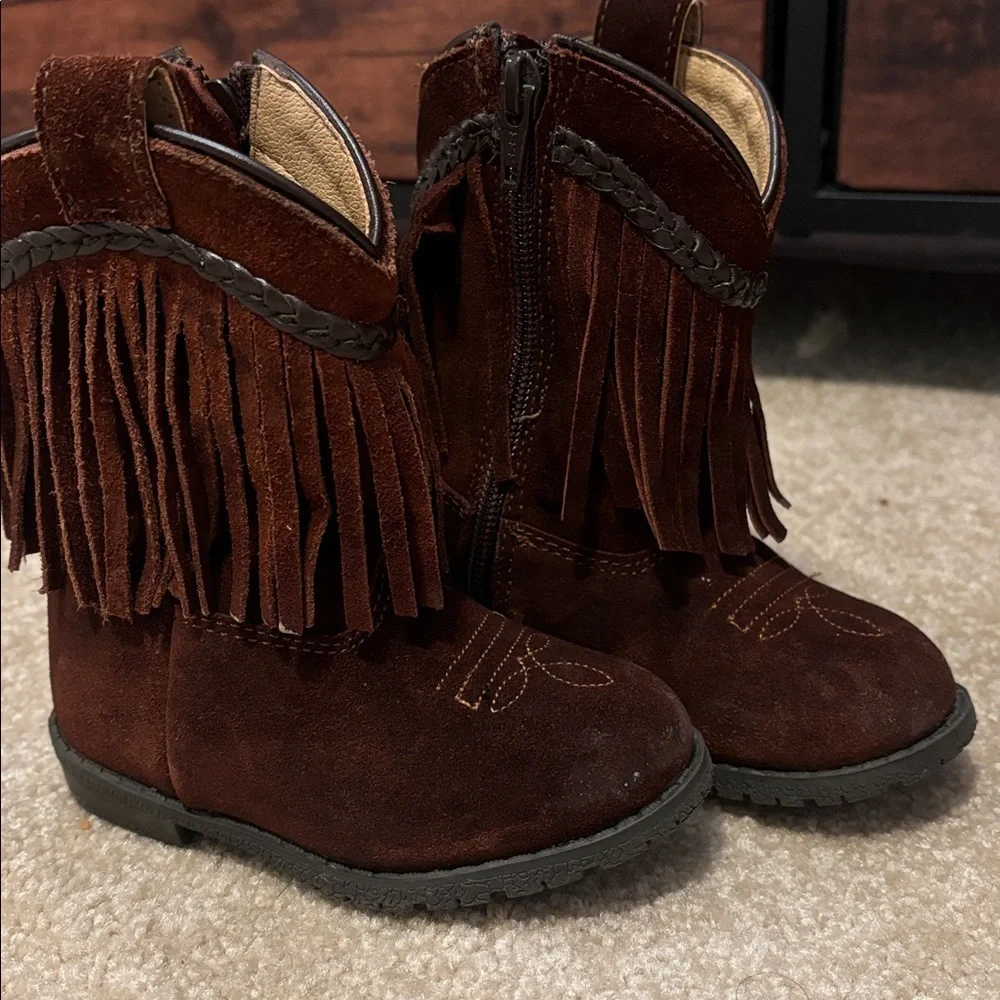 Minnetonka Kids Fringe Boots - Rich Brown